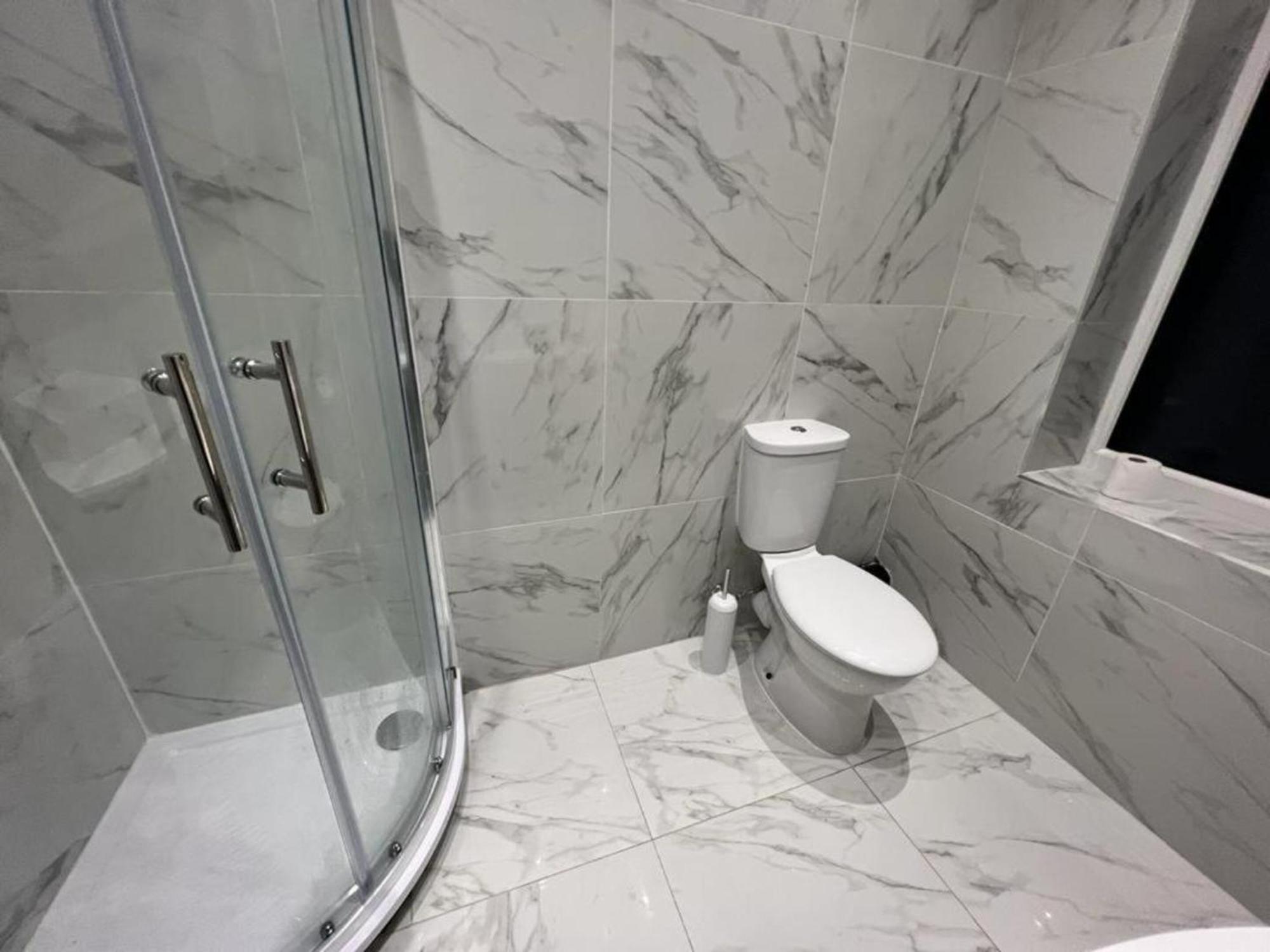 Oyo The Pleasant House Hotell Manchester Exteriör bild