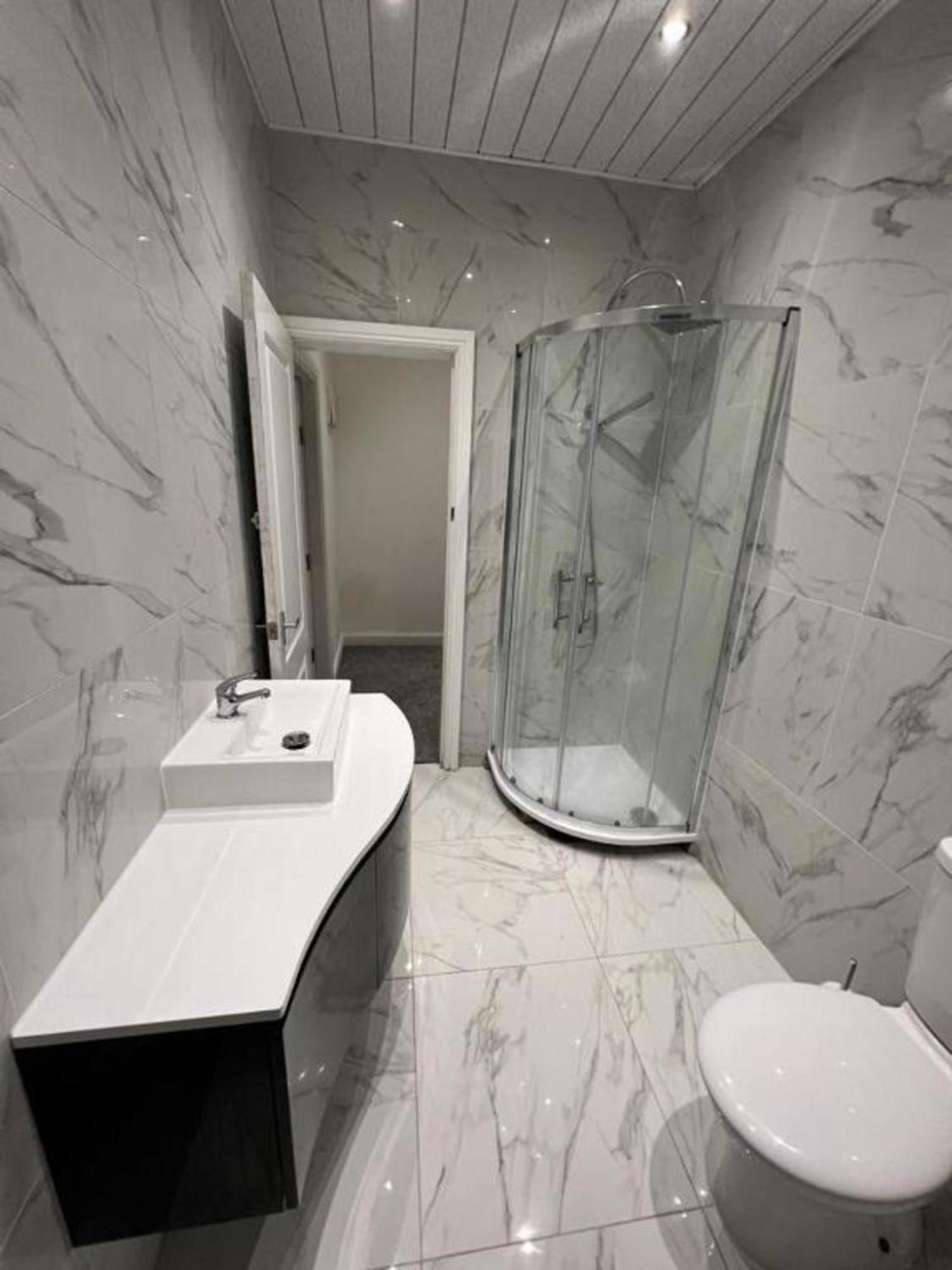 Oyo The Pleasant House Hotell Manchester Exteriör bild