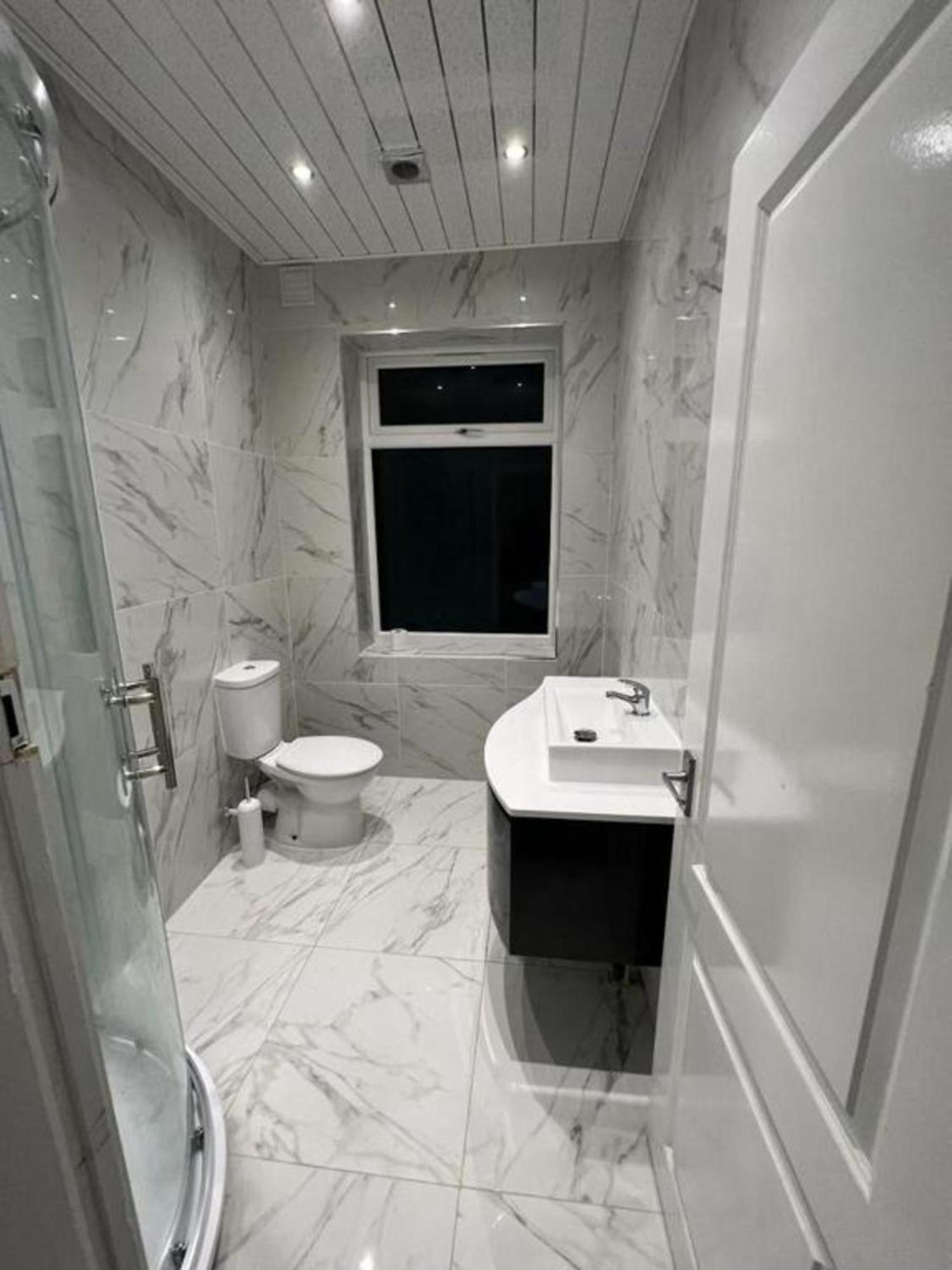 Oyo The Pleasant House Hotell Manchester Exteriör bild